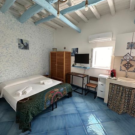 Al Centro Del Centro - Favignana Daire Dış mekan fotoğraf